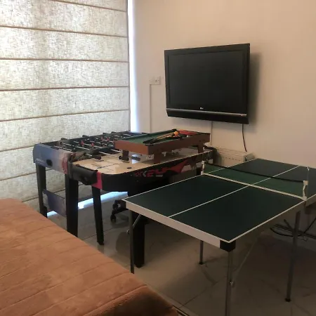 וילה Victoria *
